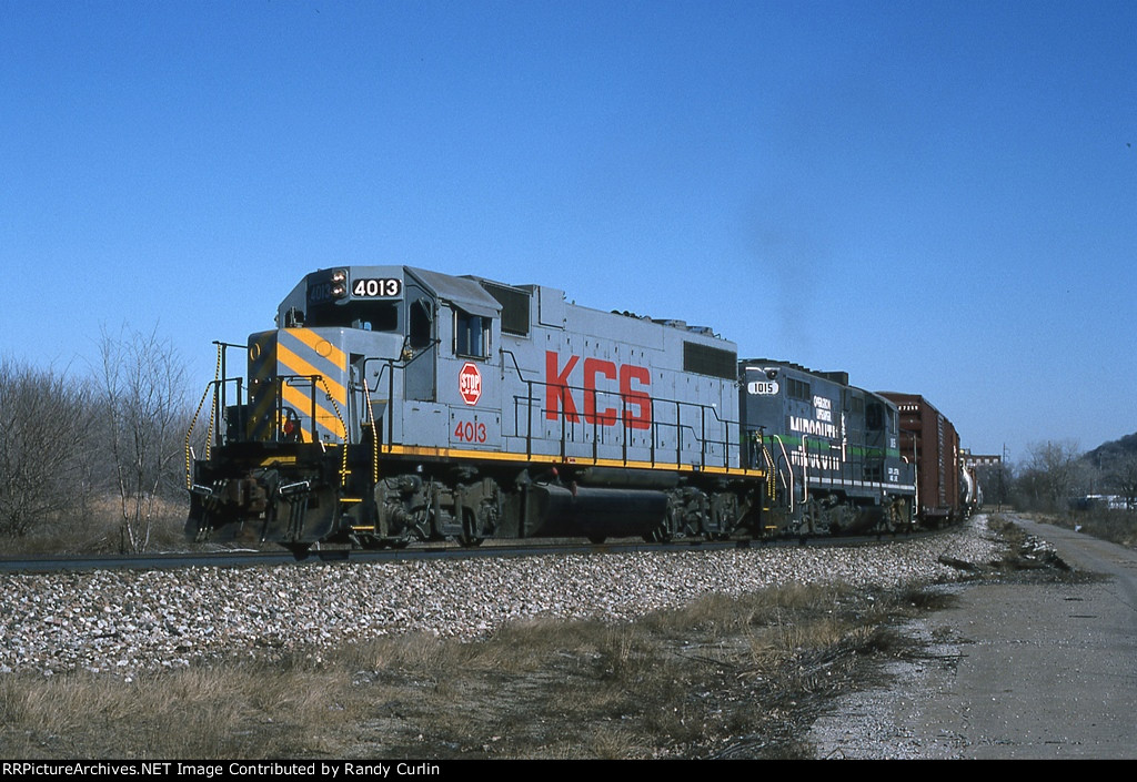 KCS 4013 with Midsouth geep